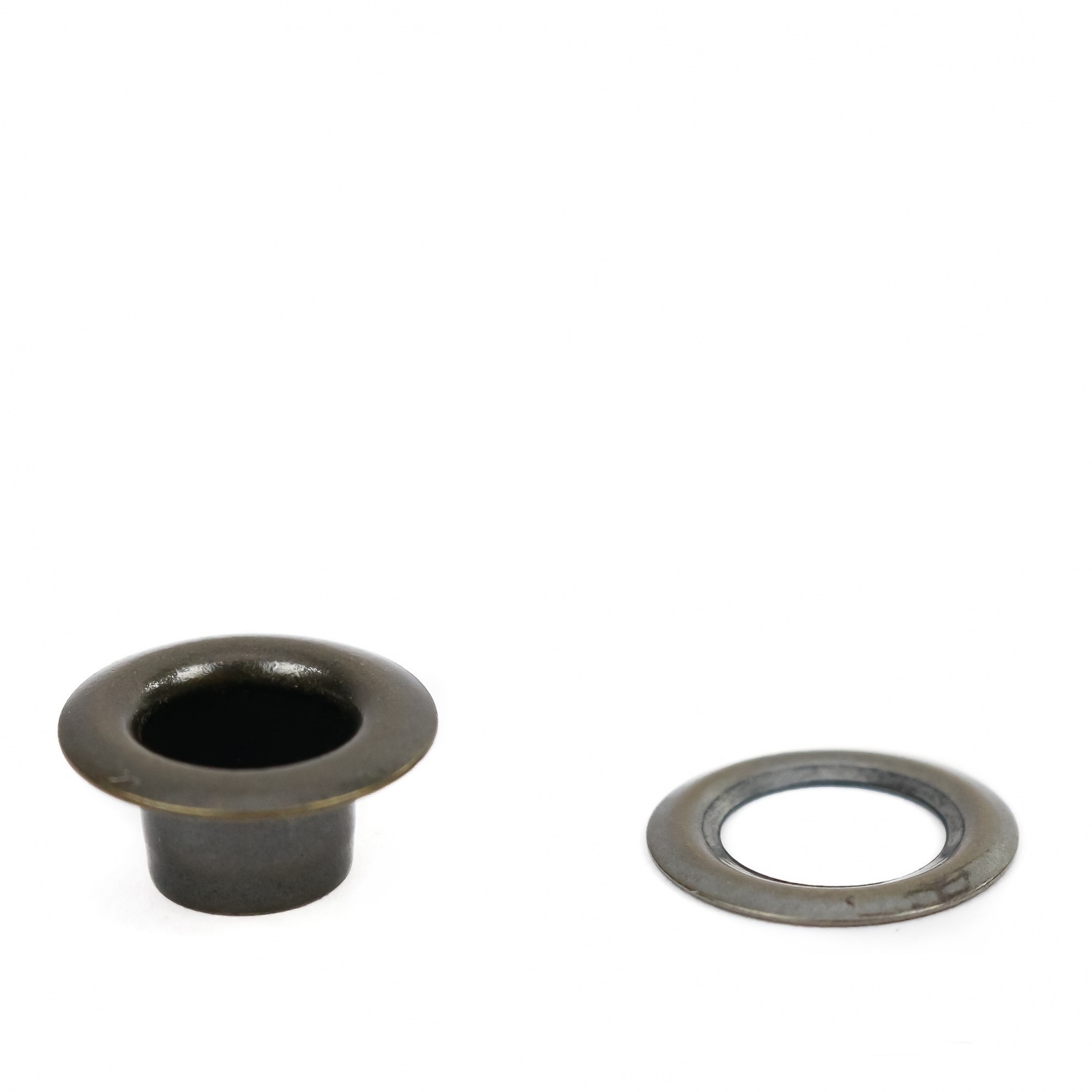 Ocheti si Saibe Eyelets and Washers