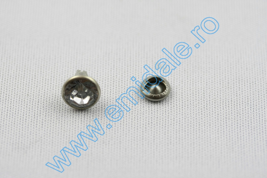 Metal Rivets with Rhinestones, 8 mm (1.000 sets/pack)