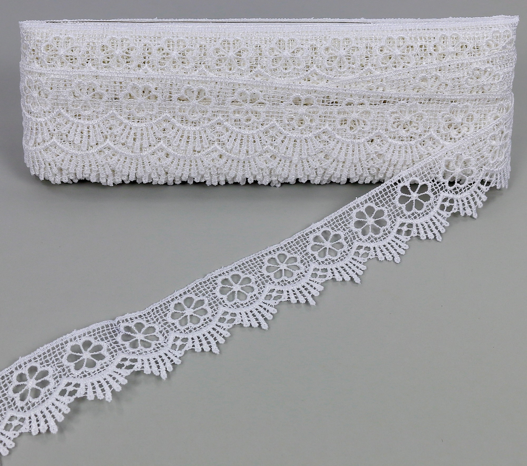 Lace, width 40 mm (13.72 m/roll)Code: 0575-1221 - 4