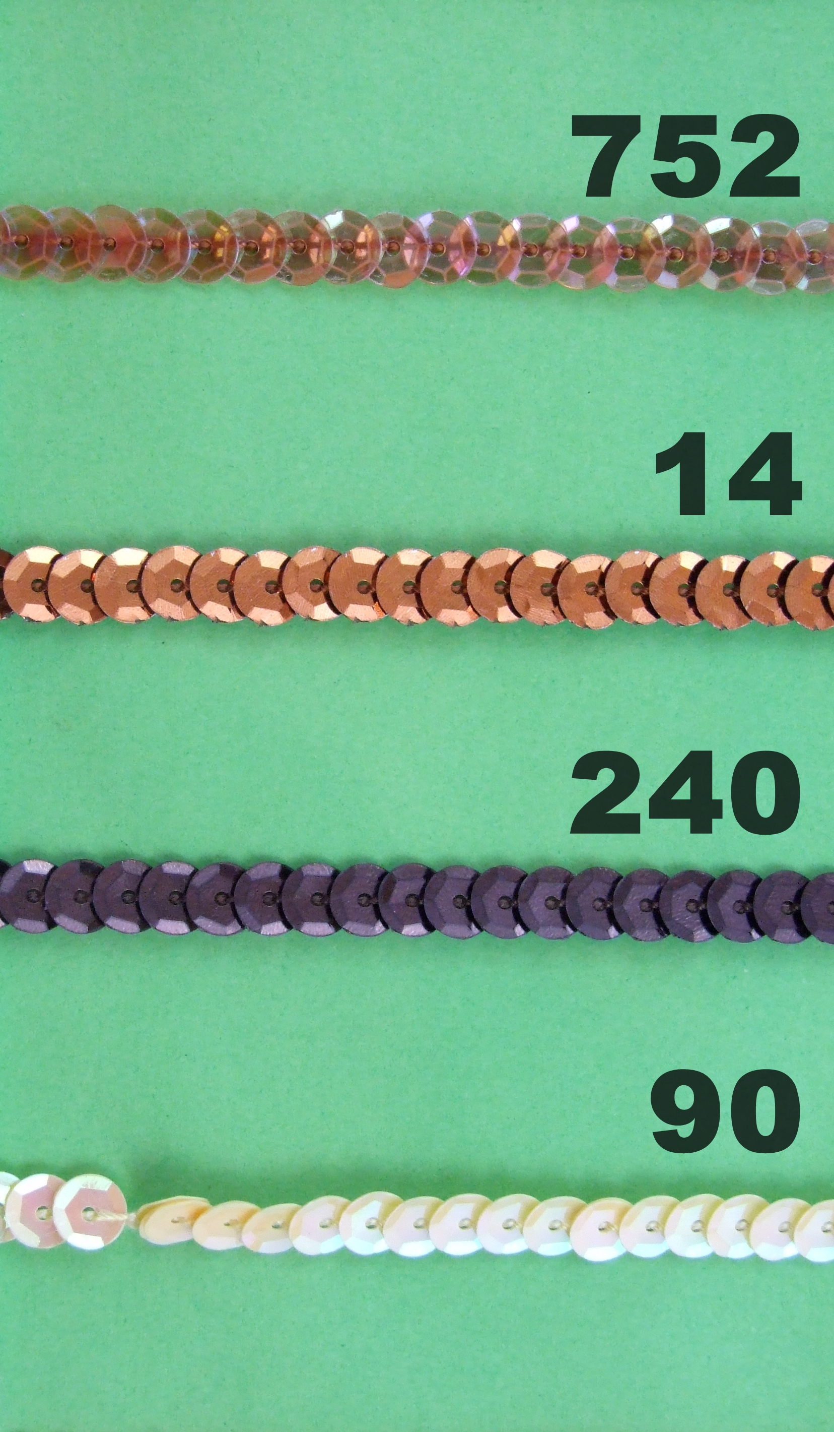 Paiete Decorative, diametru: 6 mm (91.44 metri/rola)Cod: PAIETE-2 - 3