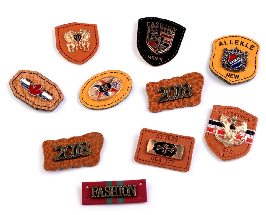 Leather Imitation Badge Pin (10 pcs/pack)Code: 390566