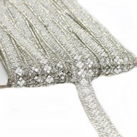 Iron-on Trim/Border with Rhinestones, LA3303 (19,4 yds/roll) - Iron-on Trim/Border with Rhinestones, LA3303 (19,4 yds/roll)