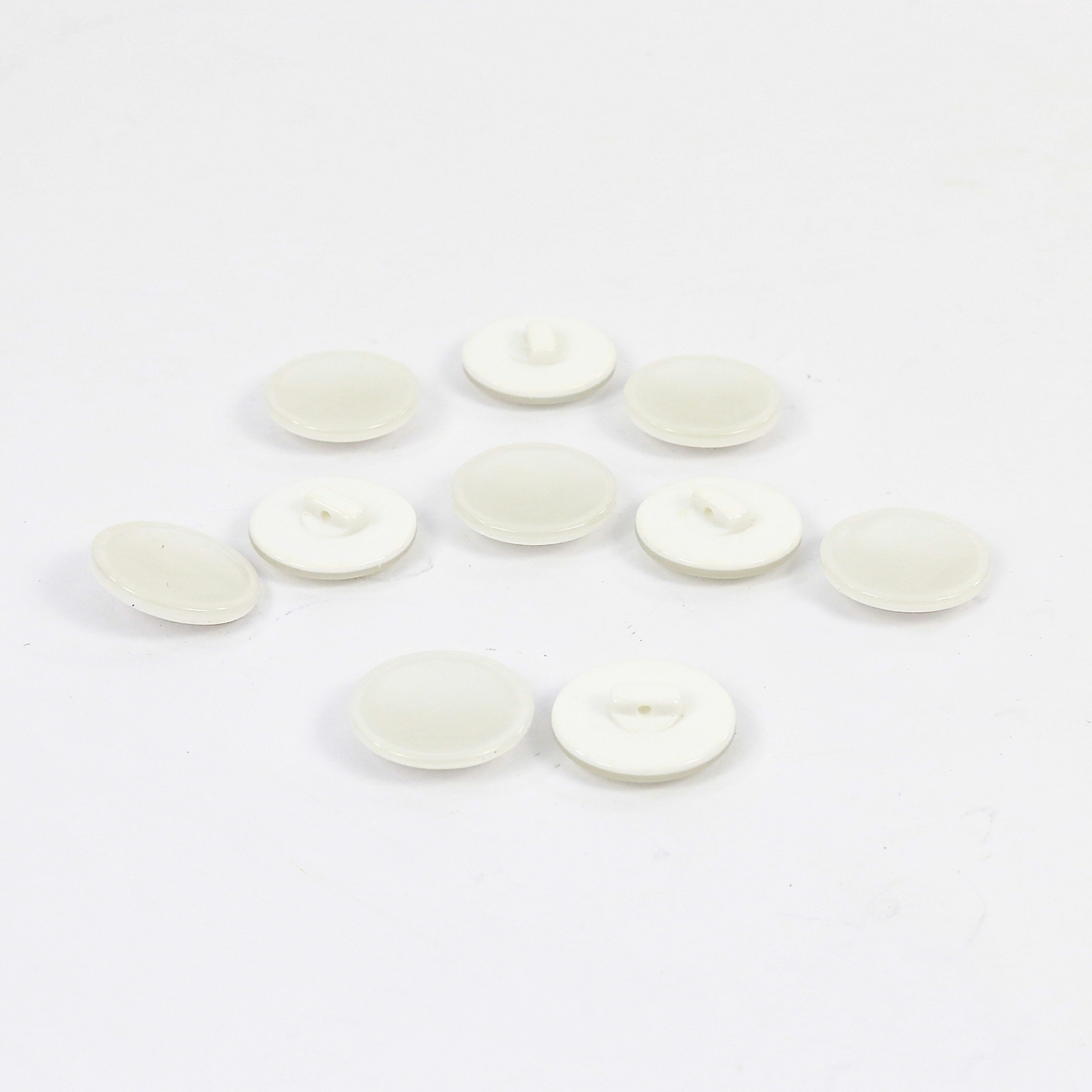 Shank Buttons, 15 mm (100 pcs/pack)Code: 0311-2062