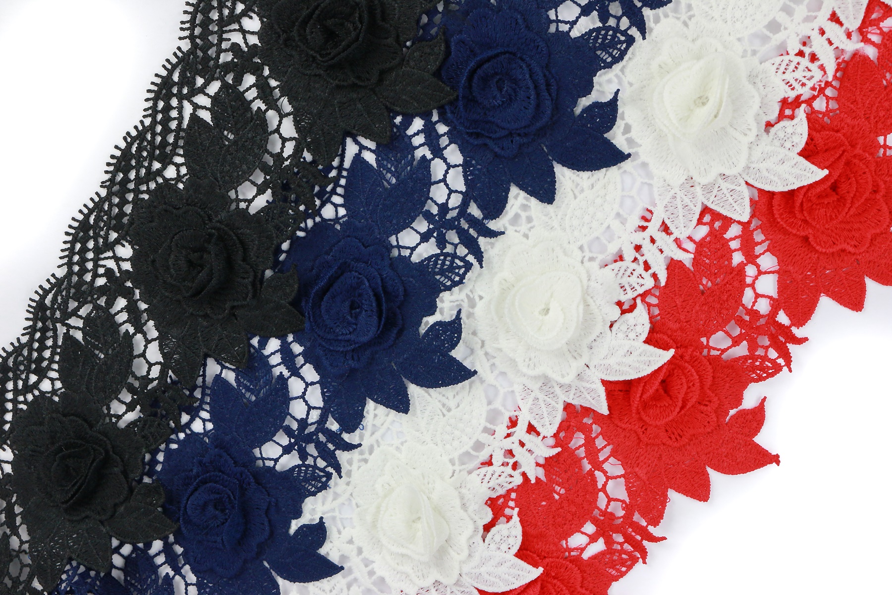 Border Lace Embroidered 3D, 11 cm (1 m/roll) Code: HXP014