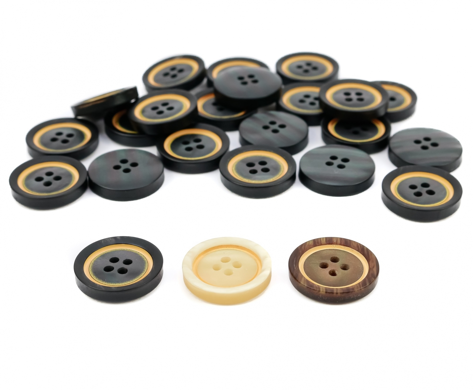 Four-Holes Buttons, size 24L (100 pcs/pack) Code: XH154/24