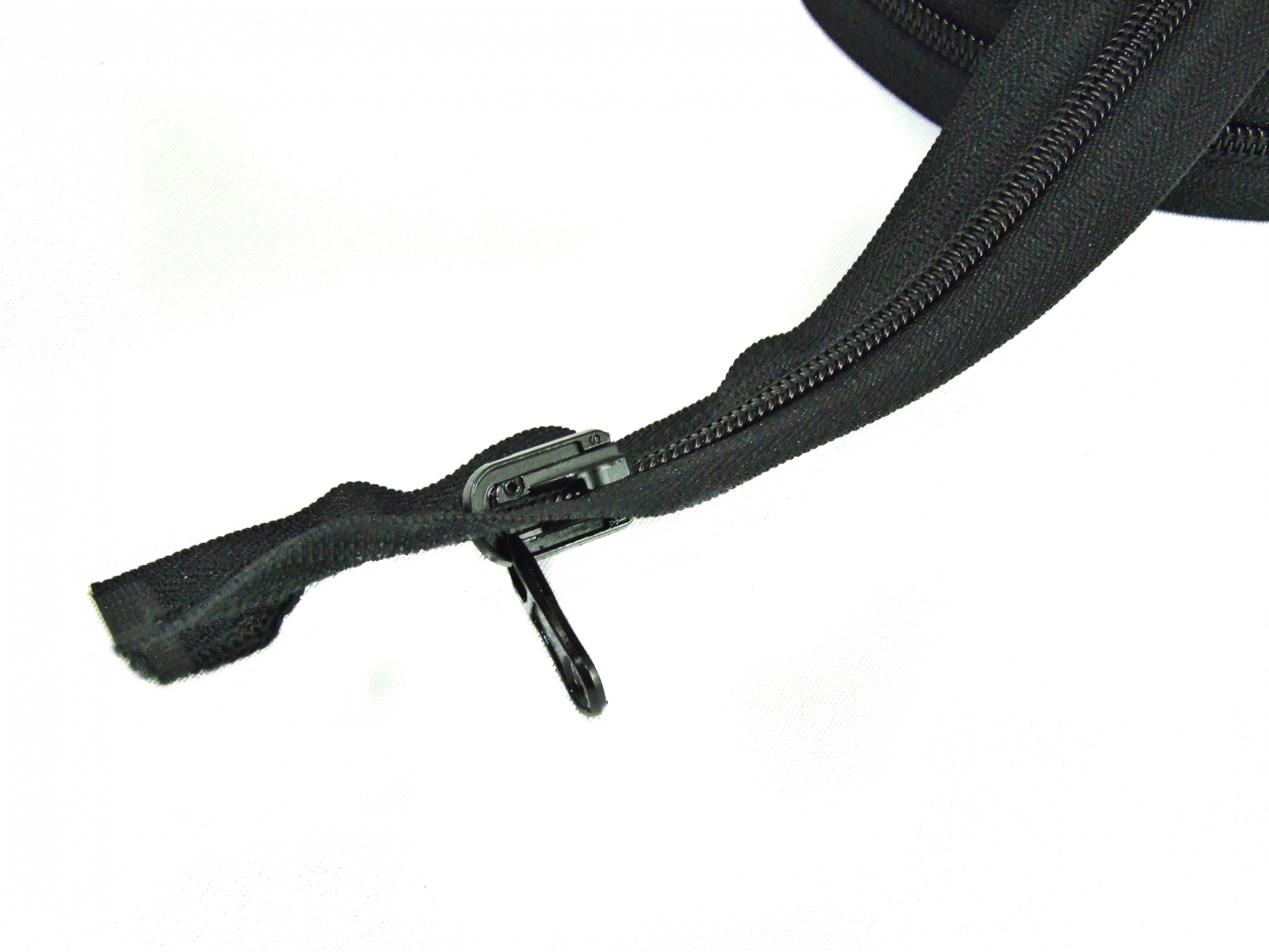 Black Reversible Nylon Zipper 80cm (50 pcs/pack)