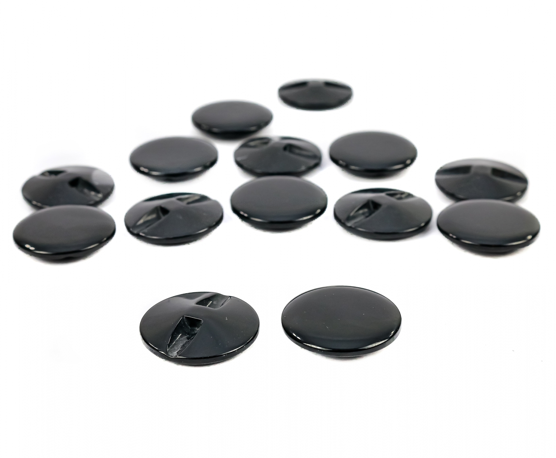 Plastic Shank Buttons, size 40L (100 pcs/pack)Code: 0311-1196