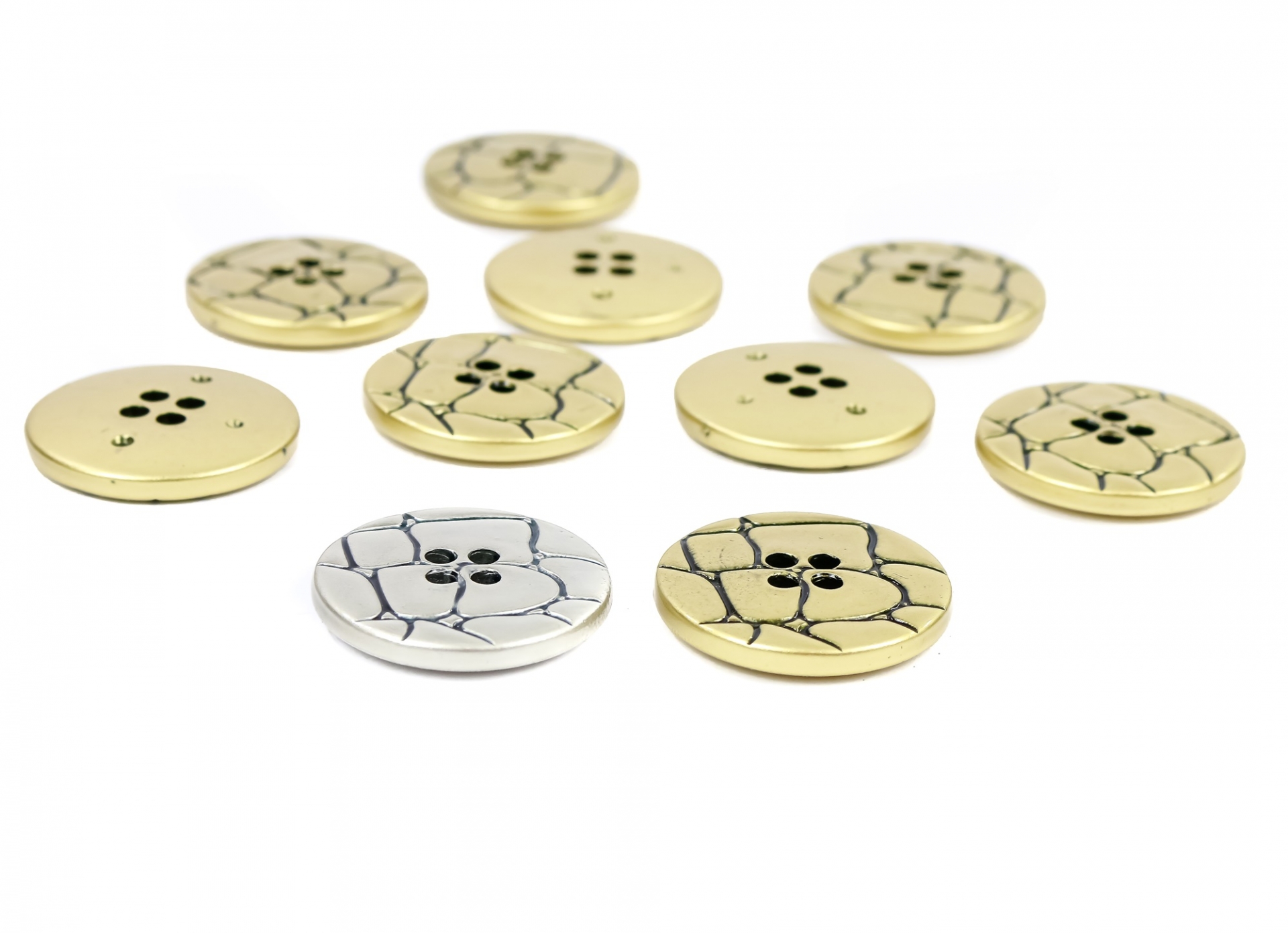 4 Holes Plastic Buttons, Size: 48 Lin (50 pcs/pack)Code: PA34/48