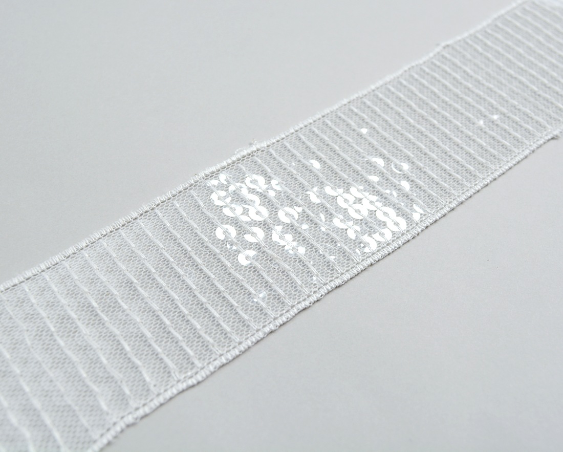 Dantela Brodata, latime 4.5 cm (1 metru) Cod:OKC127 - 2