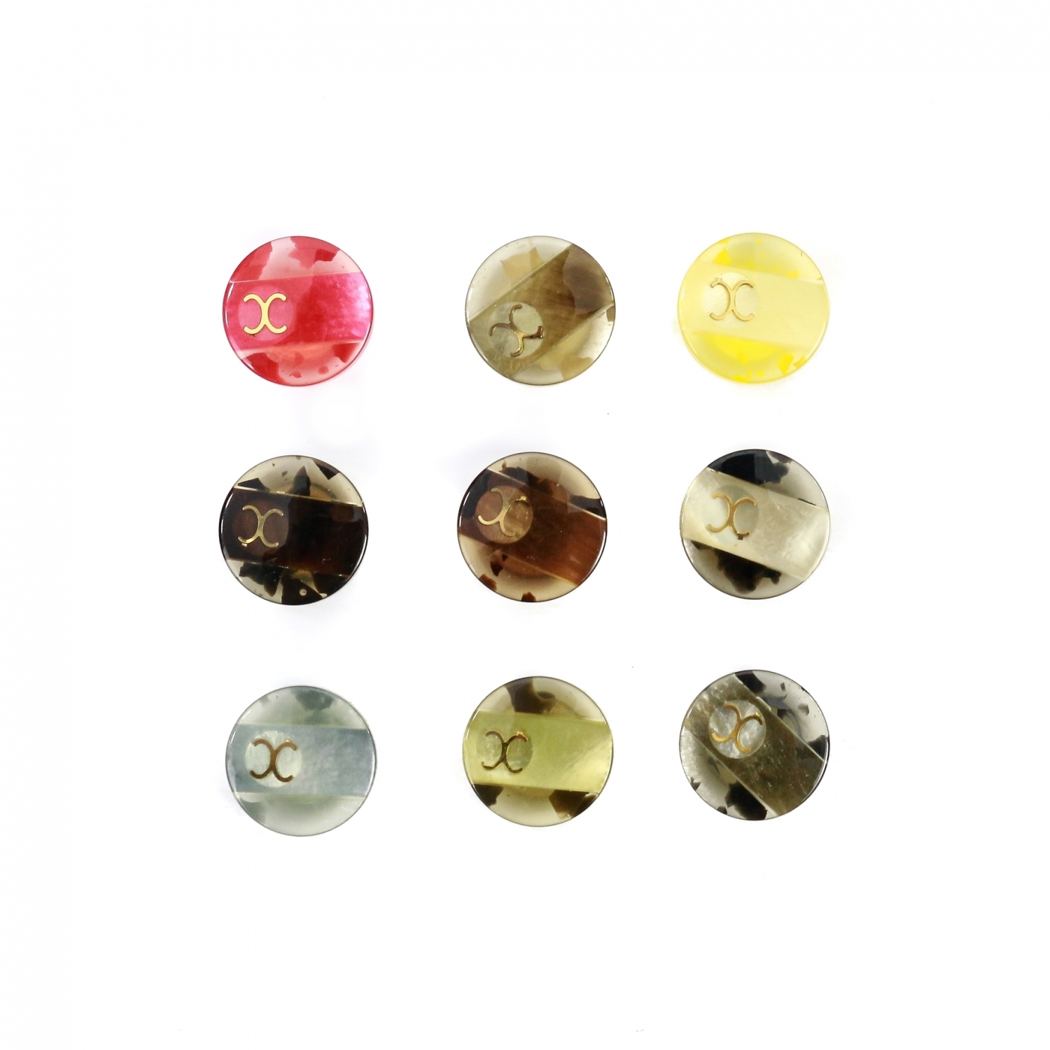 Plastic Shank Buttons, Size: 24 Lin (50 pcs/pack)Code: 9067/24
