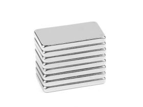 Round Metal Magnetic, diameter 25 mm (10 pcs/bag) - Metal Magnetic 10x20 mm (2 pcs/bag)