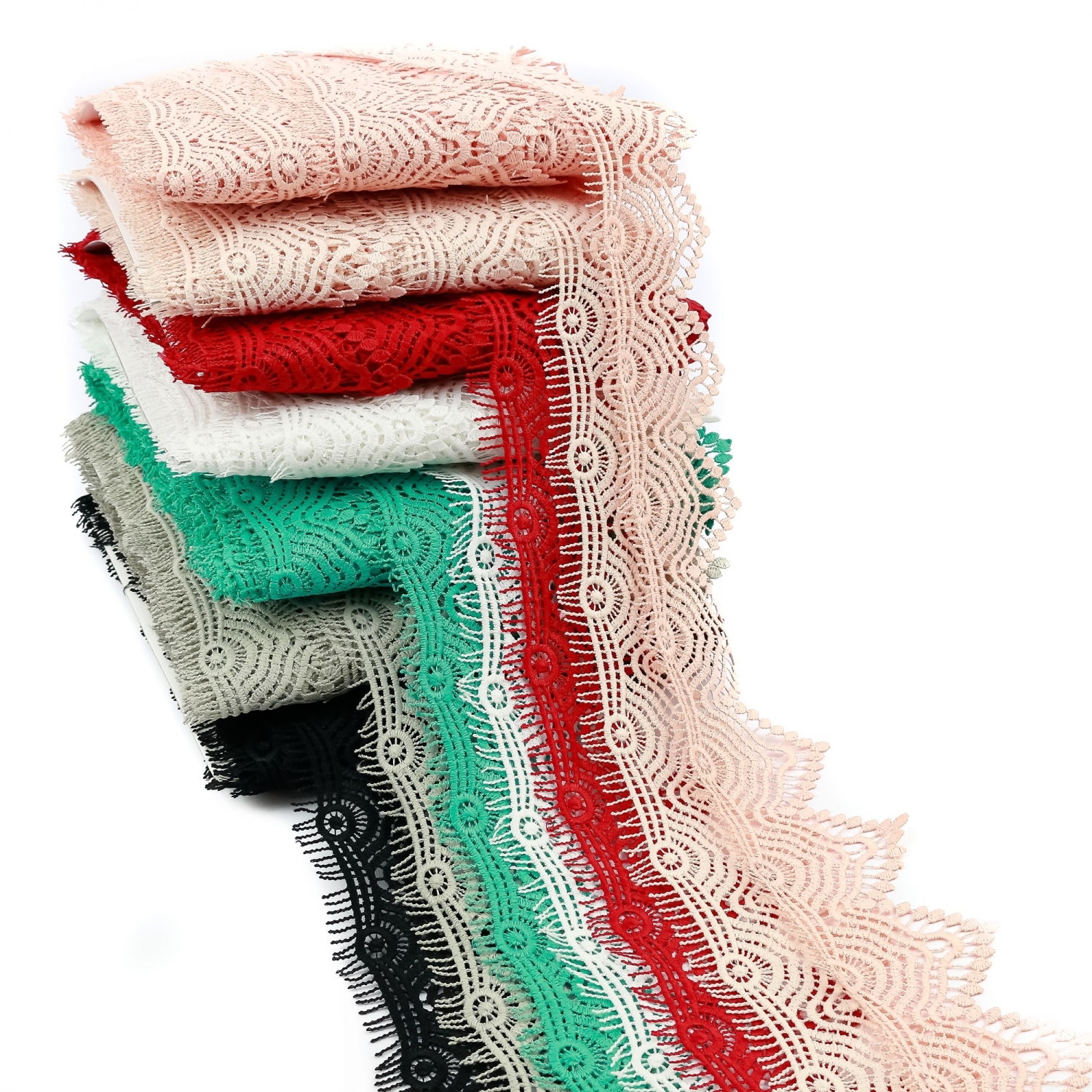 Dantela Brodata, latime 7.5 cm (13.72 metri/rola) Cod: XF6822