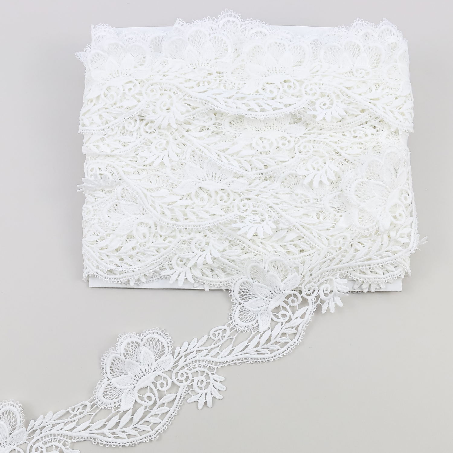 Border Lace Embroidered, width 8 cm (13,72 meters/roll)Code: HX078 - 12