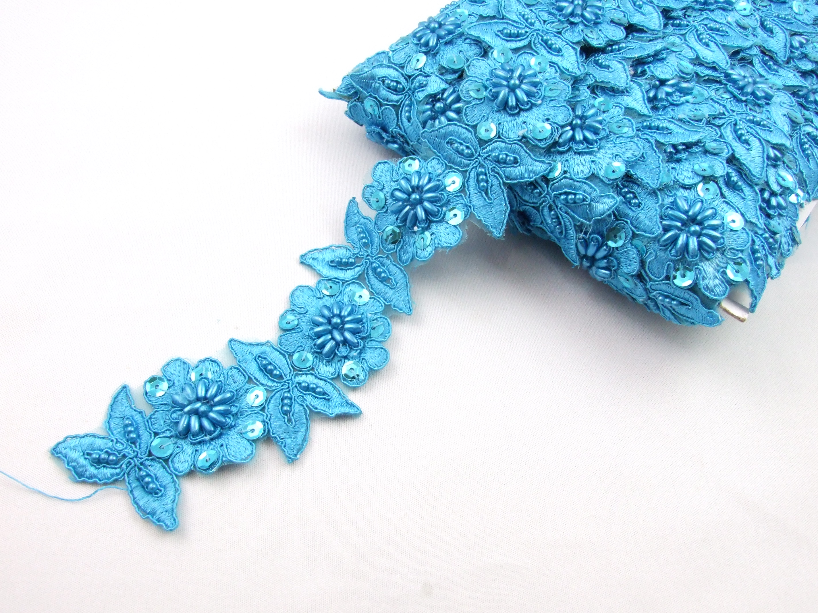 Dantela cu Paiete si Perle, latime 45 mm (12.50 metri)Cod: LA4069